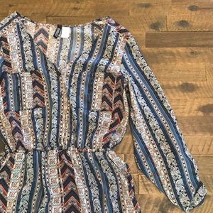 Super cute patterned romper!